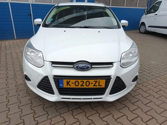 Ford Focus Wagon 1.0 EcoBoost Trend 2013 Benzine 11