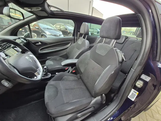 Citroën DS3 Cabrio 1.2 VTi So Chic 2014 Benzine 12
