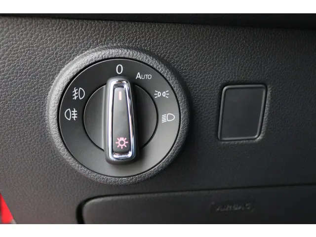 SEAT Ateca 1.5 TSI FR Business Intense 2019 Benzine 39