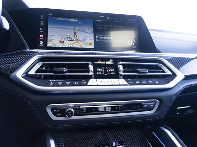 BMW X5 M Competition 2022 Benzine 43