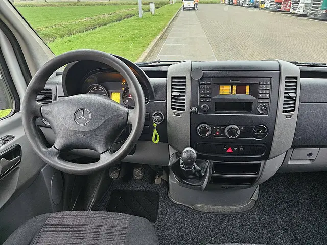 Mercedes-Benz Sprinter 316 2016 Diesel 8