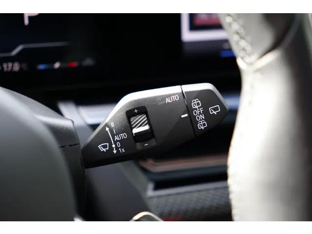BMW 5 Serie Touring 540d xDrive 2024 Diesel 37