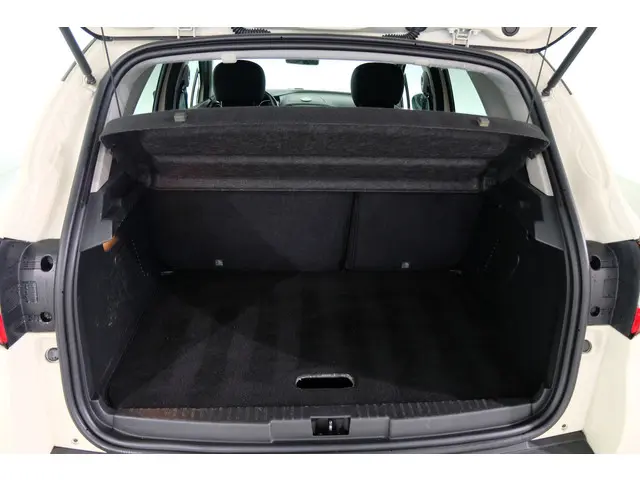 Renault Captur 0.9 TCe Dynamique 2015 Benzine 31