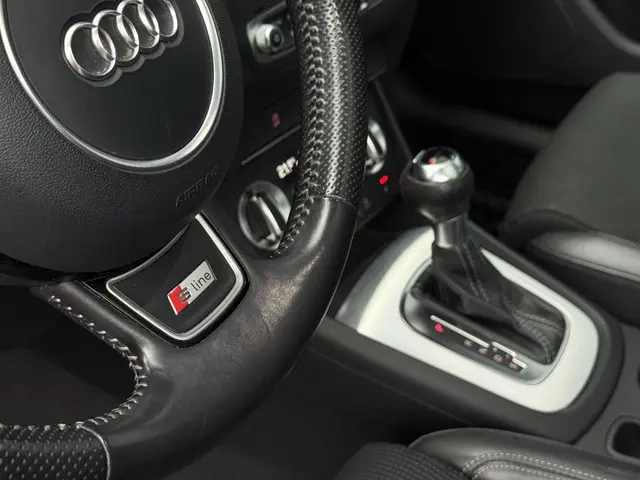 Audi Q3 2.0 TFSI quattro Pro Line S 2013 Benzine 29