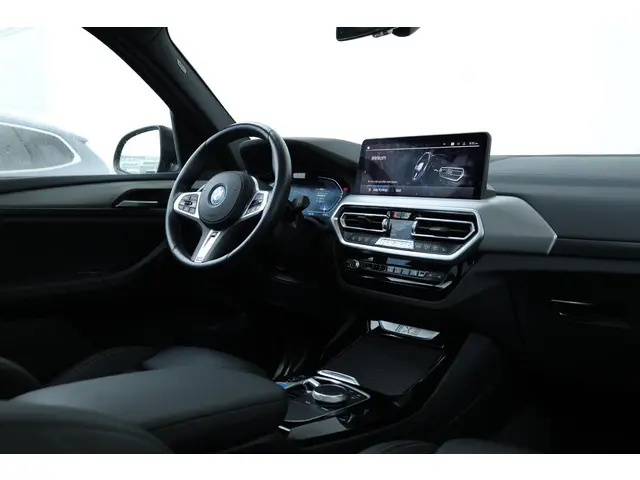 BMW iX3 Executive 80 kWh 2024 Elektrisch 14