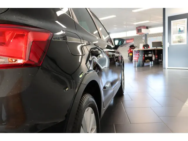 SEAT Arona 1.0 TSI Style Business Intense 2021 Benzine 11