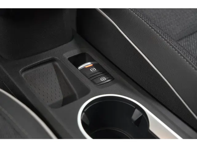 Renault Captur TCe 100 Intens 2020 Benzine 40