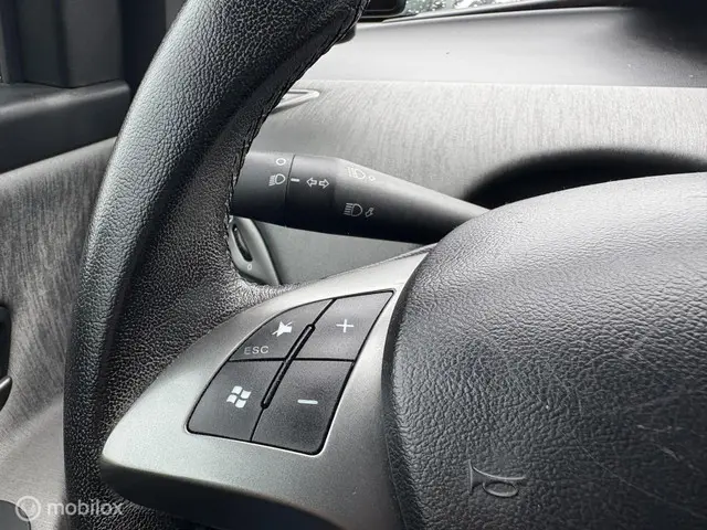 Lancia Ypsilon 0.9 TwinAir Silver 2013 Benzine 23