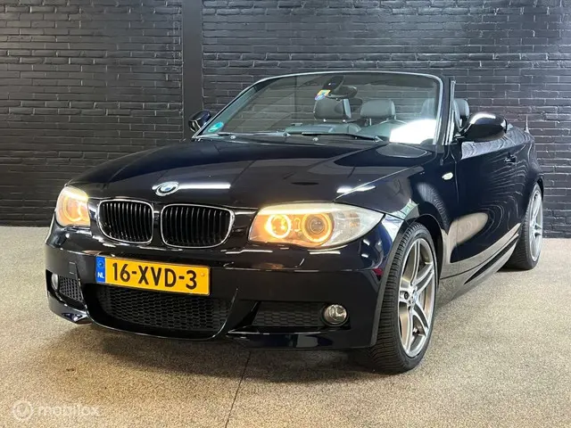 BMW 1 Serie Cabrio 118i High Executive 2012 Benzine 3