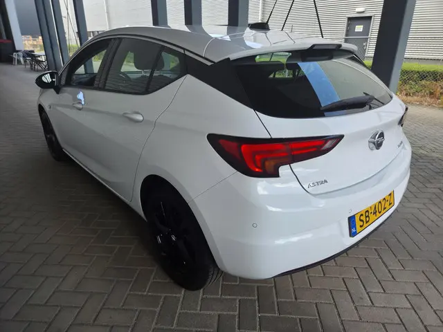 Opel Astra 1.4 Innovation 2018 Benzine 3