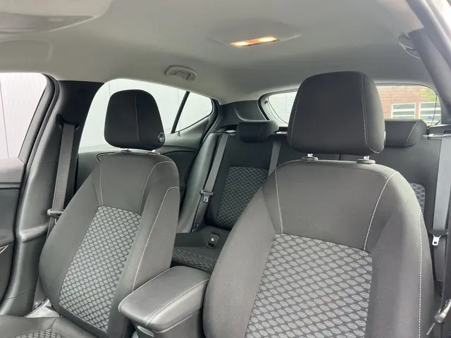 Opel Astra 1.2 Edition 2020 2020 Benzine 11