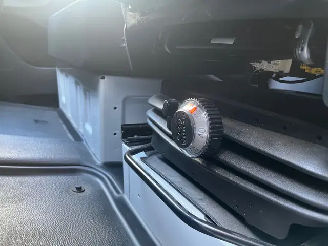 Mercedes-Benz Sprinter 317 1.9 CDI L2H2 2022 Diesel 45