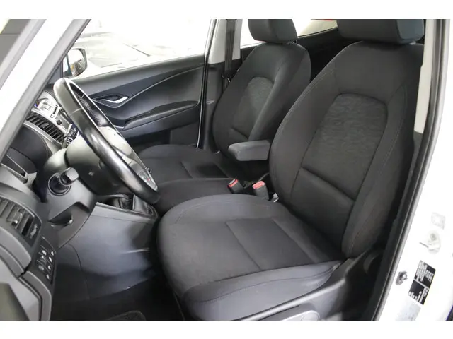 Hyundai ix20 1.4i Go! 2016 Benzine 4