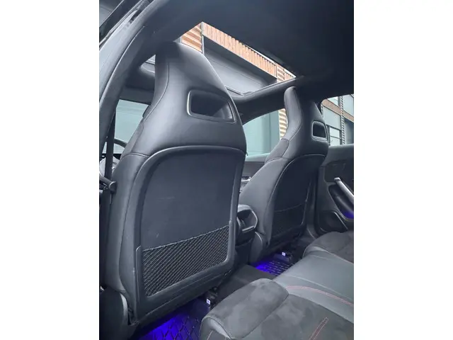Mercedes-Benz A-Klasse 180 Premium Plus 2020 Benzine 18