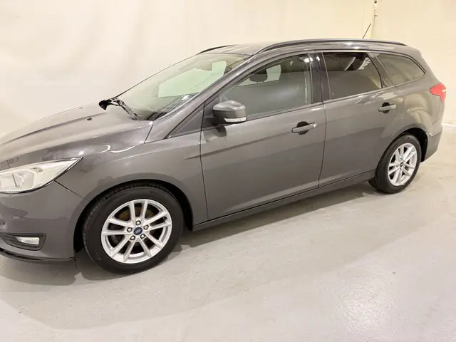 Ford Focus Wagon 1.0 Ecoboost Edition 2017 Benzine 32
