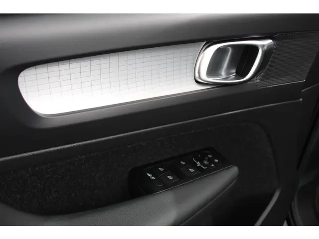 Volvo XC40 1.5 T3 163pk Automaat Momentum 2020 Benzine 12