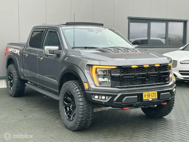 Ford F-150 USA Raptor R 2023 Benzine 32