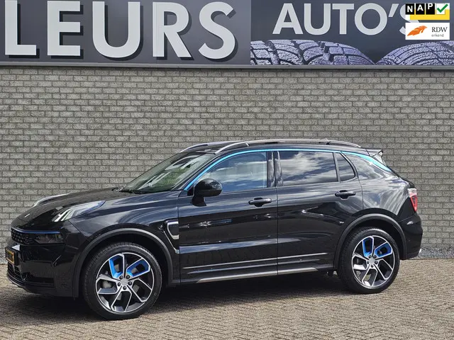 Lynk & Co 01