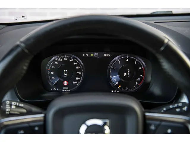 Volvo XC40 1.5 T2 Momentum 2020 Benzine 24