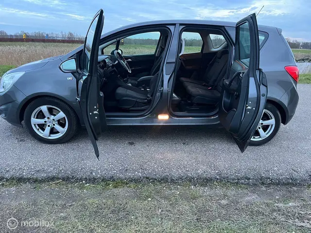Opel Meriva 1.4 Turbo Anniversary Edition 2012 Benzine 9