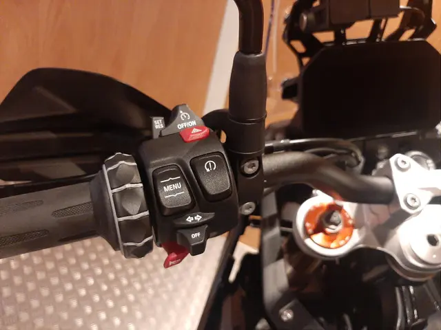 BMW F 900 GS F 900 GS 2024 Benzine 7