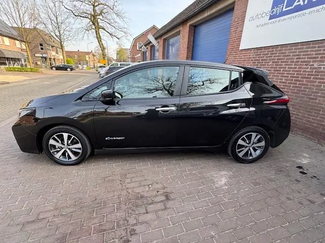 Nissan Leaf Acenta 40 kWh Camera PDC V+A 2018 Elektrisch 5