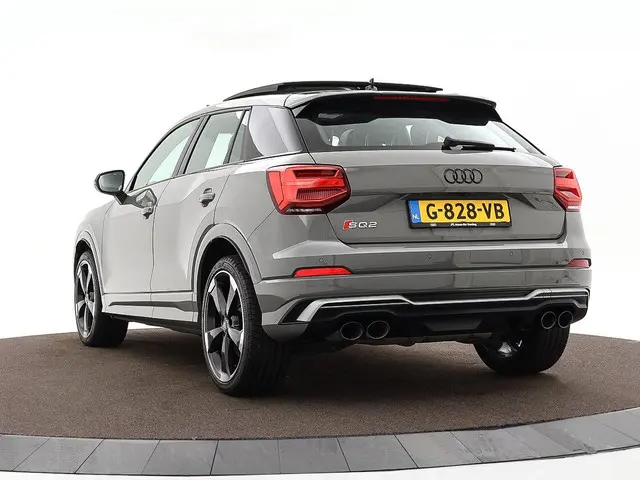 Audi SQ2 SQ2 2.0 TFSI 300pk S-tronic 2019 Benzine 24