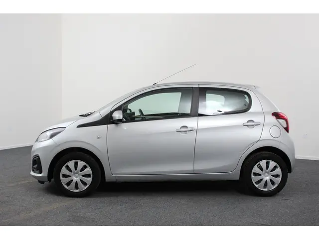 Peugeot 108 1.0 e-VTi Active 2020 Benzine 4