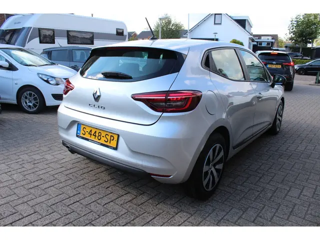 Renault Clio 1.0 TCe Equilibre Carplay 2023 Benzine 6