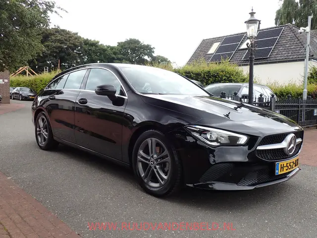 Mercedes-Benz CLA 3