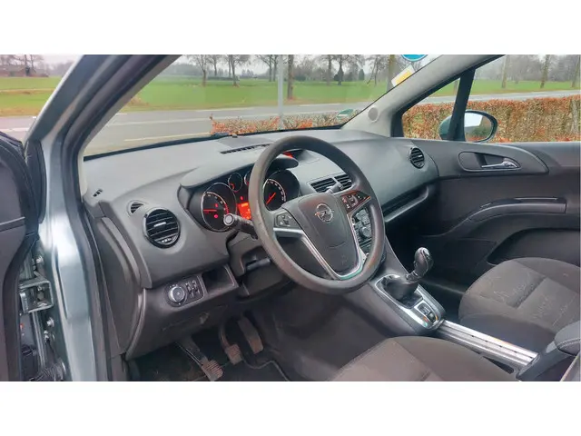 Opel Meriva 1.4 Turbo Business+ 2014 Benzine 3