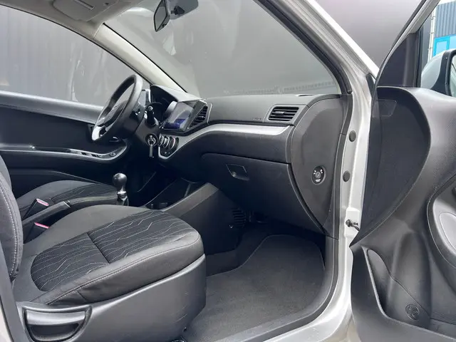 Kia Picanto 1.0 CVVT ISG Comfort Pack 2013 Benzine 33