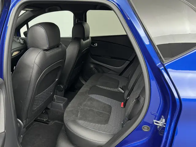 Renault Captur 1.3 TCe 150 EDC Version S 2019 Benzine 32