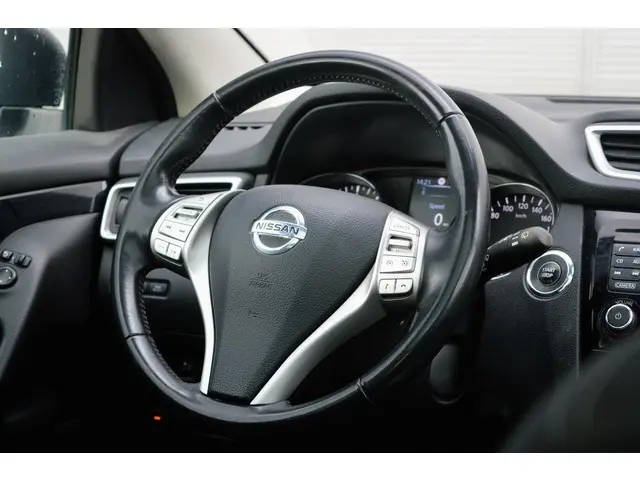 Nissan QASHQAI 1.2 Connect Edition 2015 Benzine 30