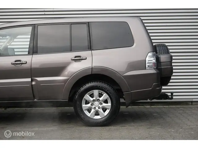 Mitsubishi Pajero 3.2 DI-D Instyle 2013 Diesel 39