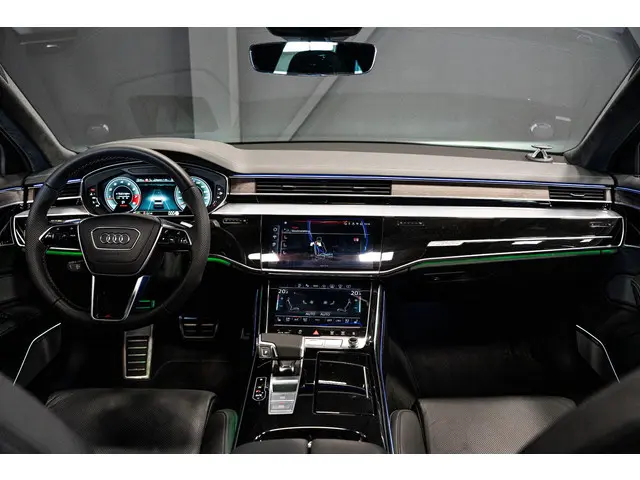 Audi A8 4.0 TFSI S8 Quattro 2024 Benzine 20