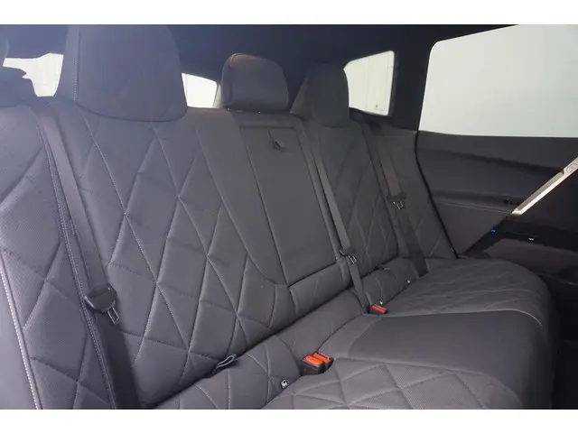 BMW iX xDrive40 2023 Elektrisch 7