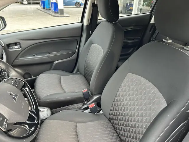 Mitsubishi Space Star 1.2 Active 2021 Benzine 16