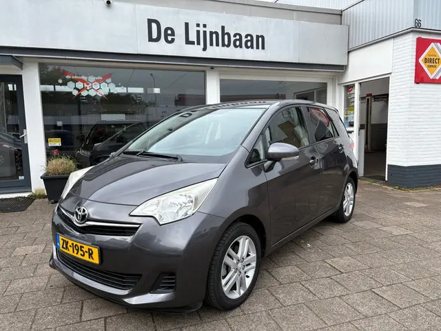 Toyota Verso-S 1.3 VVT-i Dynamic 2014 Benzine