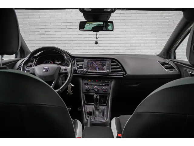 SEAT Leon ST 2.0 TSI Cupra 280 2015 Benzine 2