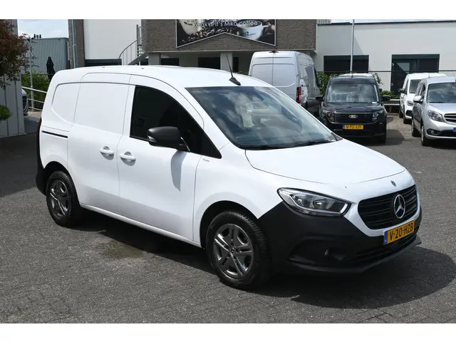 Mercedes-Benz Citan 110 CDI L1 Pro 2023 Diesel 8