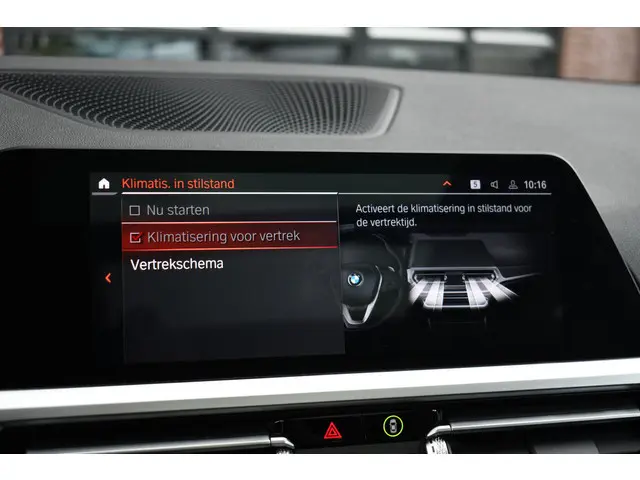 BMW 3 Serie Touring 330e M-Sport 2020 Hybride Benzine 49
