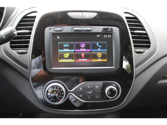 Renault Captur 1.3 EDC Intens 150 AUTOMAAT 2019 Benzine 13