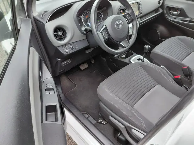 Toyota Yaris 1.5 Hybrid Active 2019 Hybride Benzine 5