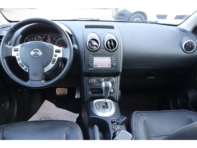 Nissan QASHQAI 2.0 Acenta 2013 Benzine 2
