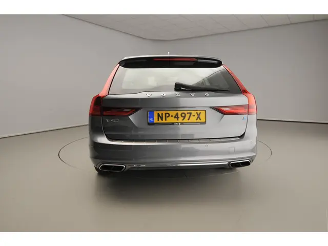 Volvo V90 3