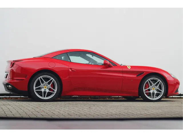 Ferrari California 3.9 T HELE 2016 Benzine 5
