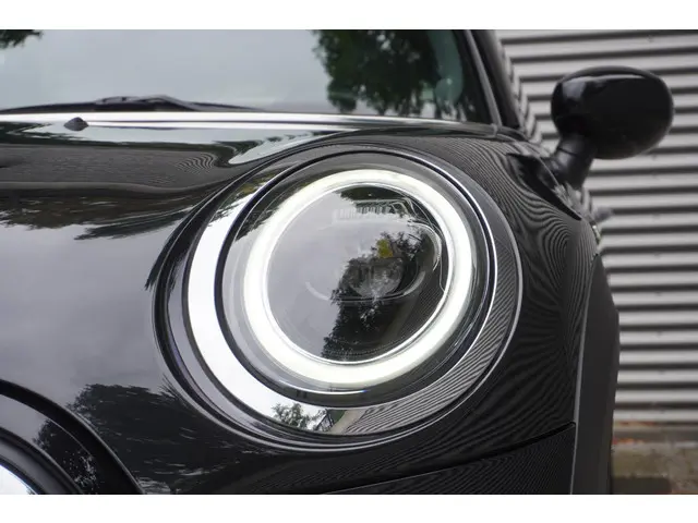 MINI Electric Cooper SE 2023 Elektrisch 19