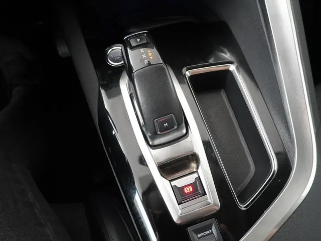 Peugeot 3008 1.2 PureTech Allure 2018 Benzine 21