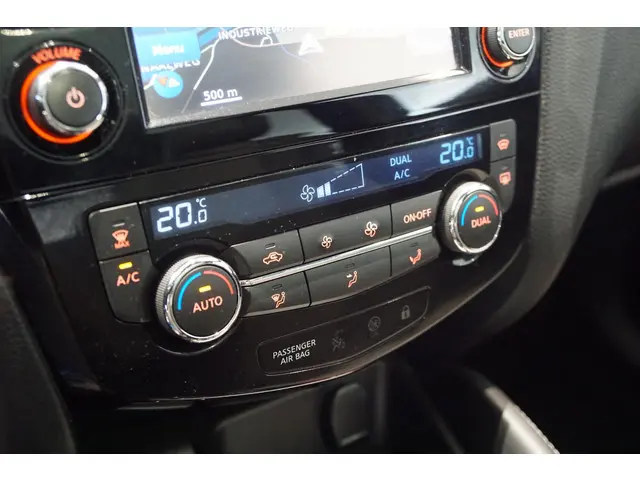 Nissan QASHQAI 1.2 Tekna 2016 Benzine 24